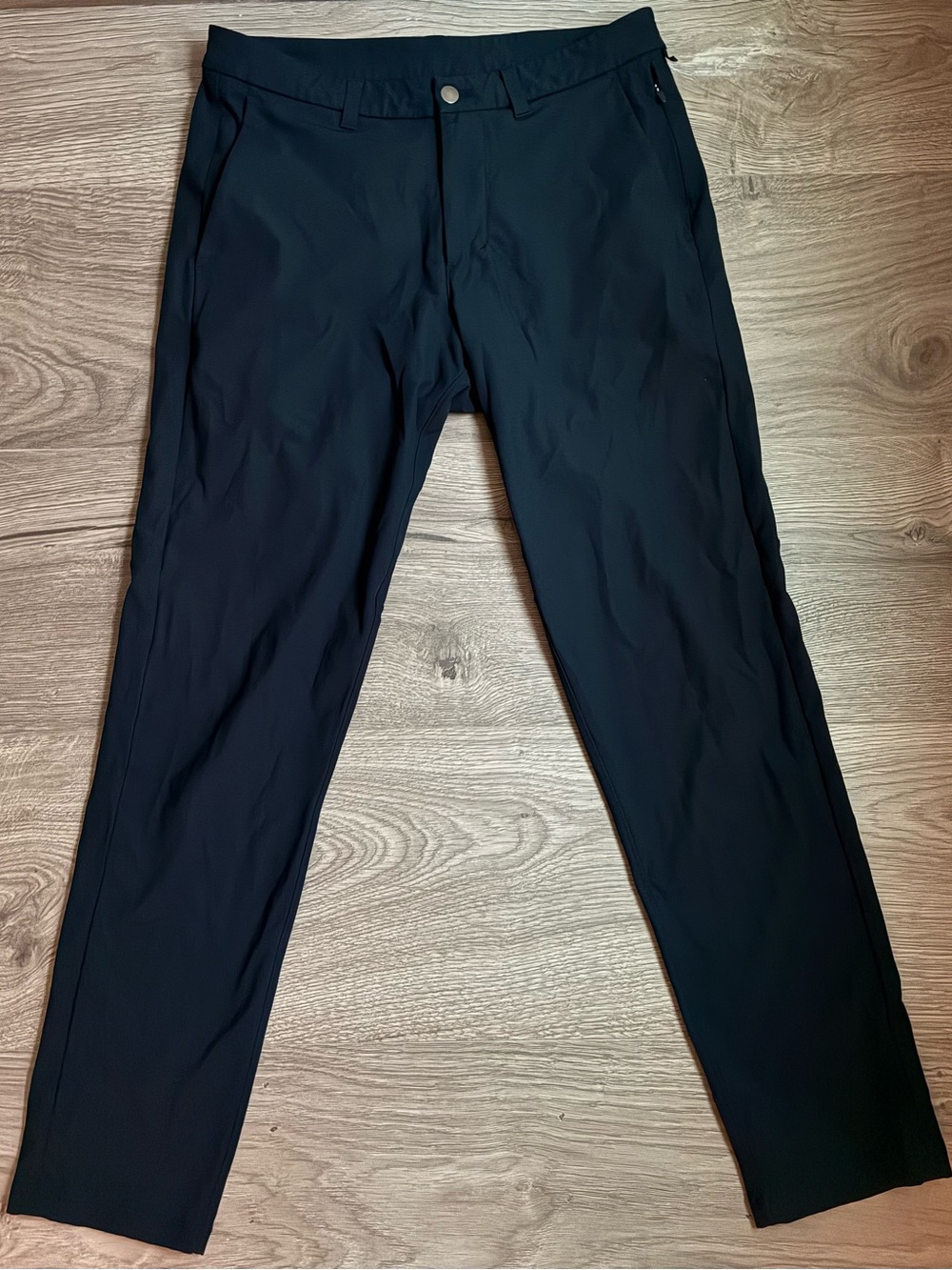 Lululemon Mens 32x30 ABC Pant Navy Flat Front Zip Pocket Athleisure Stretch